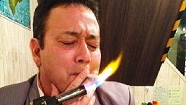 製作・監督・脚本：マイク・ロジャース